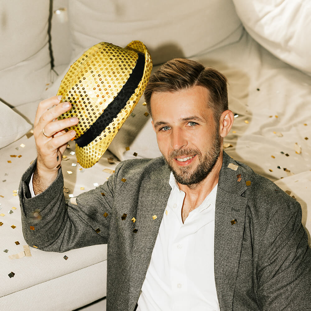Paillettenhut mit Band, Ø 27 cm, Gold